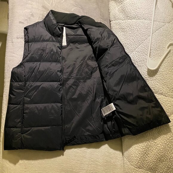 Black GAP Vest - Picture 4 of 5